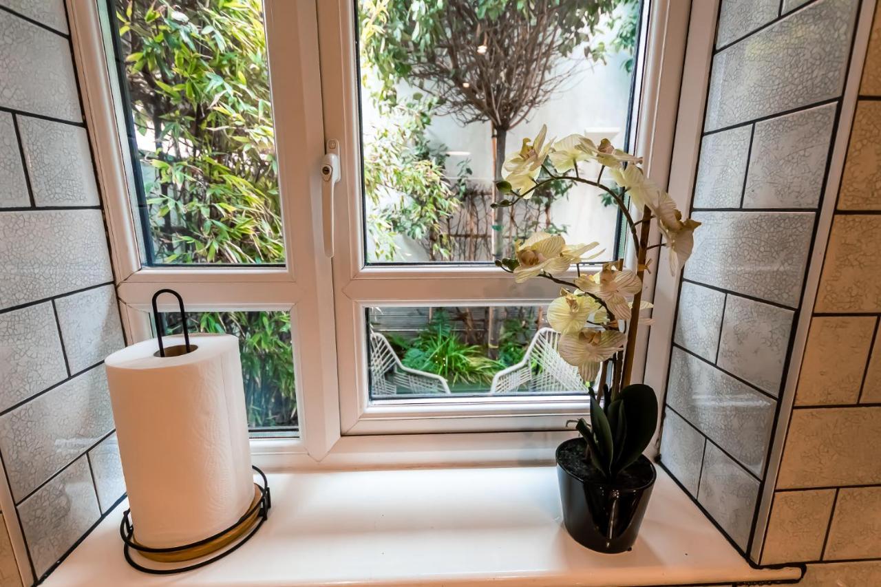 Charles St Chester City Townhouse By Rework Accommodation Bagian luar foto