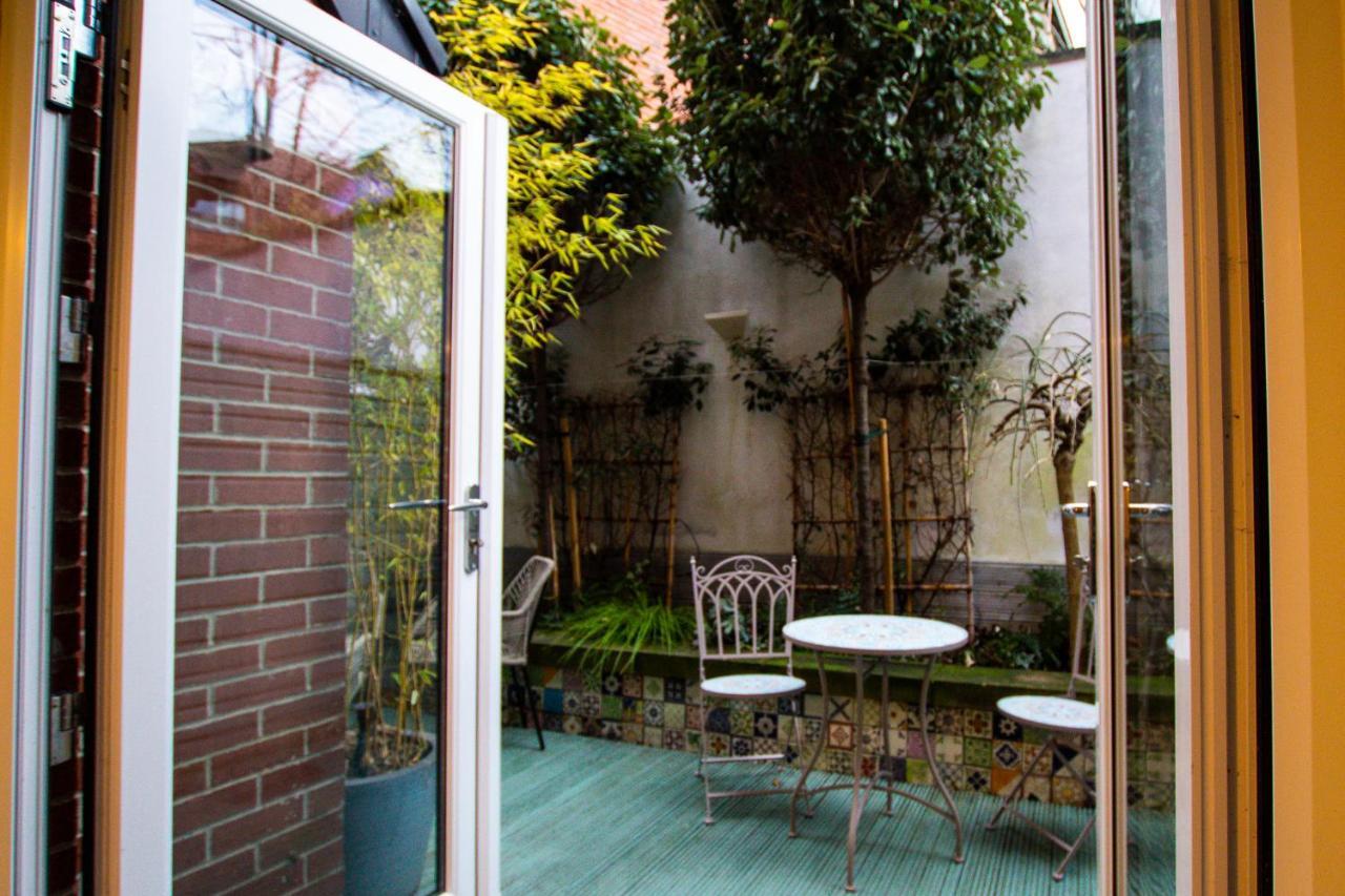 Charles St Chester City Townhouse By Rework Accommodation Bagian luar foto