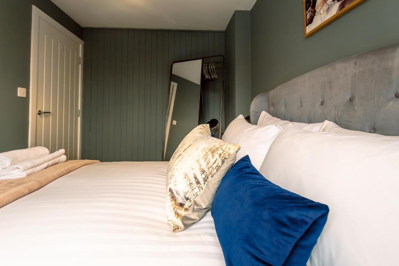 Charles St Chester City Townhouse By Rework Accommodation Bagian luar foto