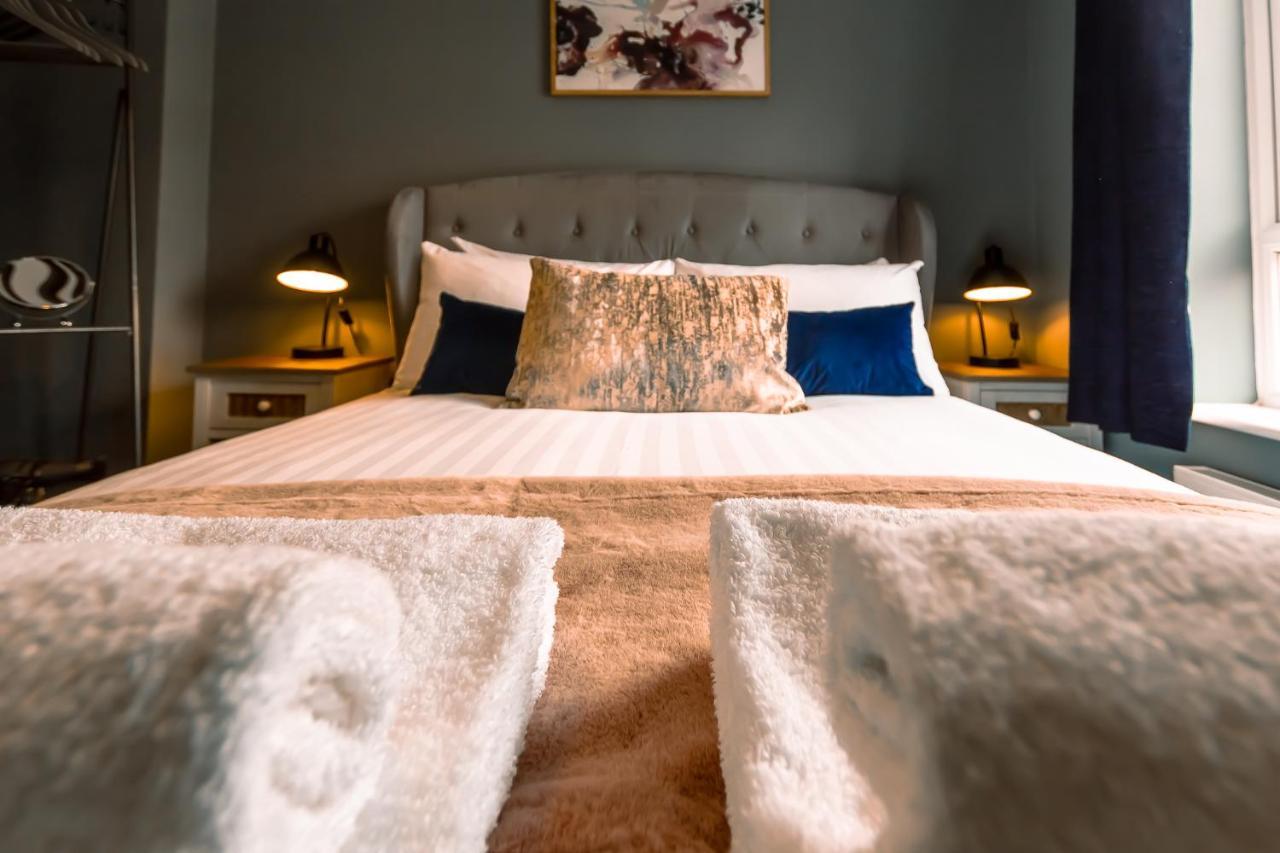 Charles St Chester City Townhouse By Rework Accommodation Bagian luar foto