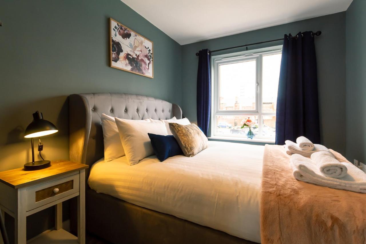 Charles St Chester City Townhouse By Rework Accommodation Bagian luar foto