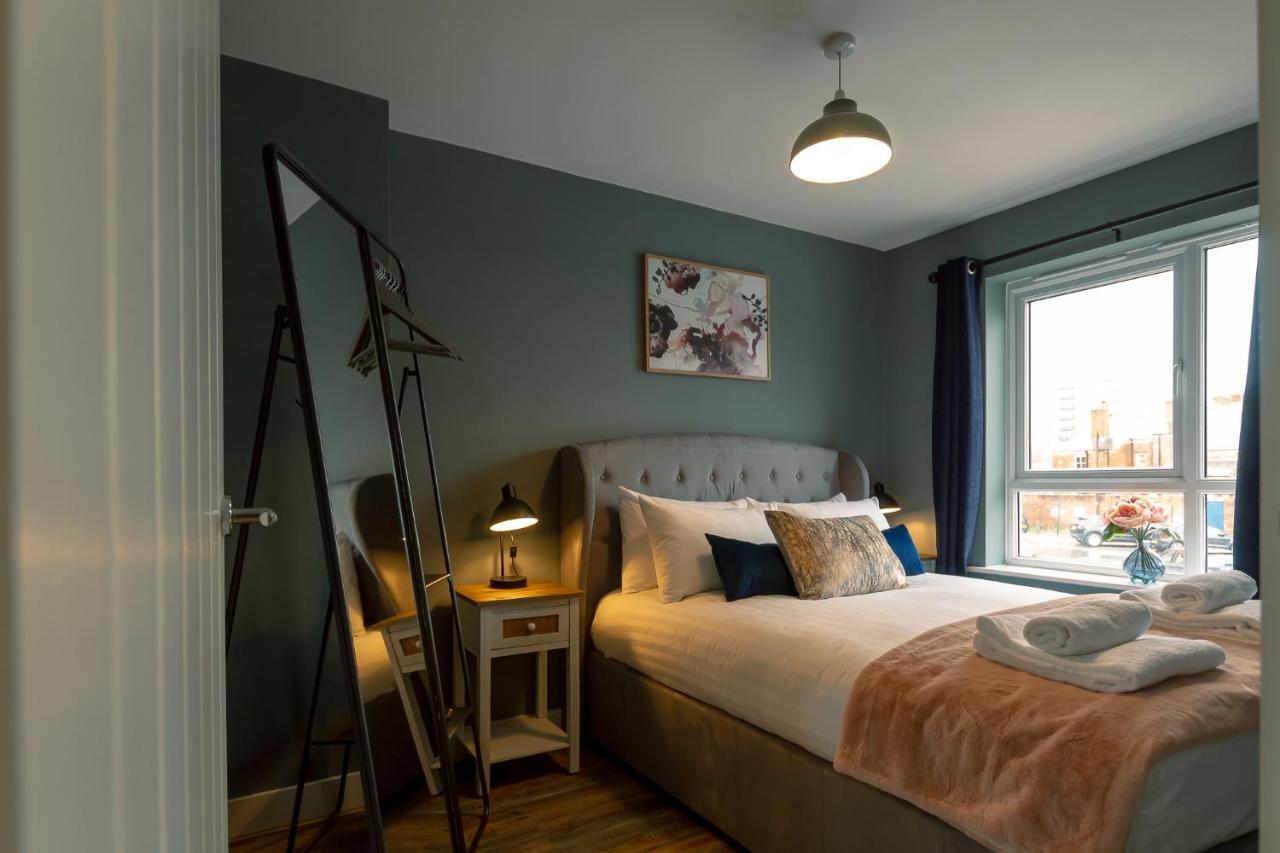 Charles St Chester City Townhouse By Rework Accommodation Bagian luar foto